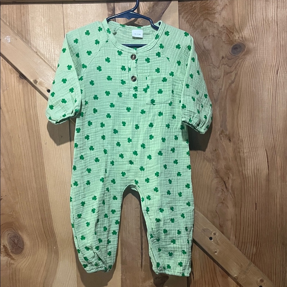 Zara Mint Green Bodysuit with Clover Design